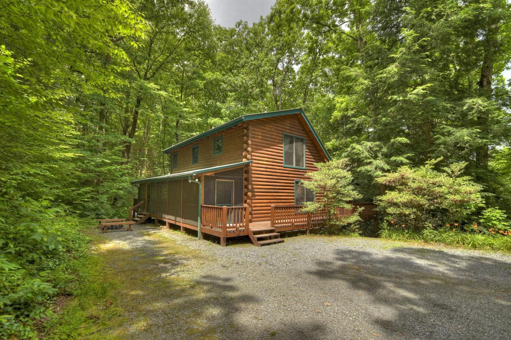 K6 Lodge Gather Around The Firepit Soak In The Hot Tub And Splash In The Creek Blue Ridge Exterior foto