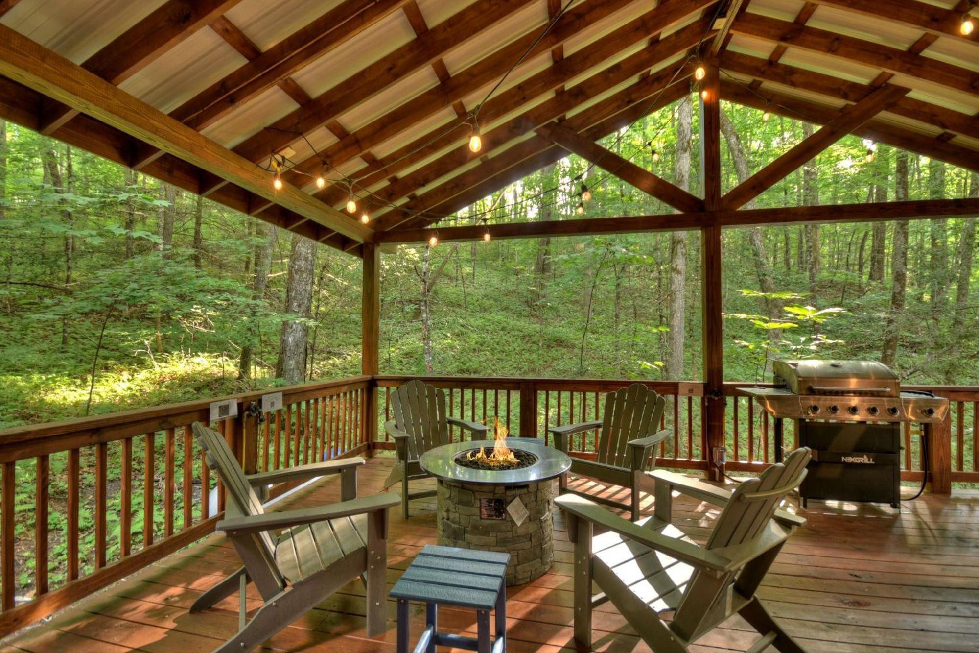 K6 Lodge Gather Around The Firepit Soak In The Hot Tub And Splash In The Creek Blue Ridge Exterior foto