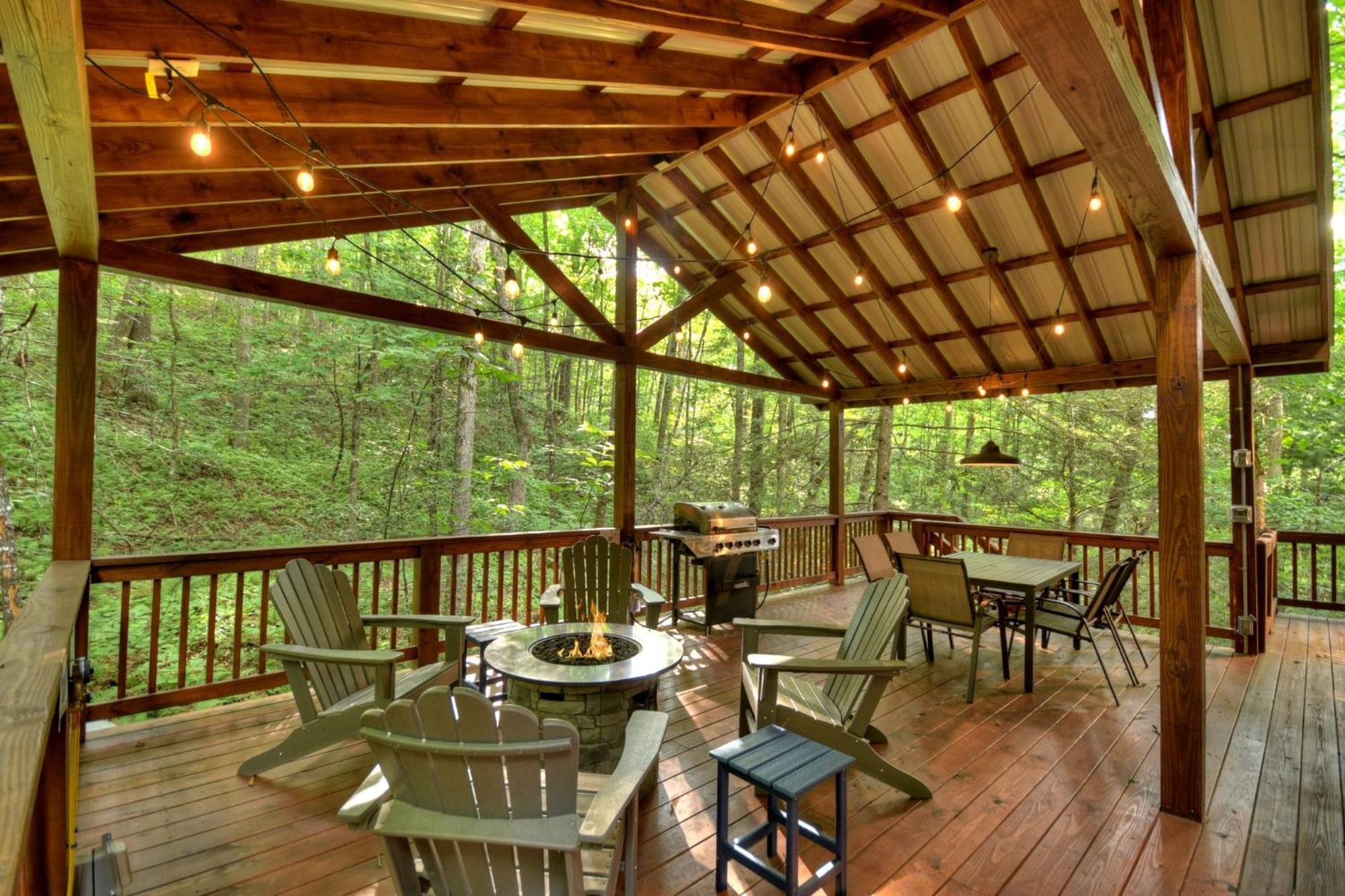 K6 Lodge Gather Around The Firepit Soak In The Hot Tub And Splash In The Creek Blue Ridge Exterior foto